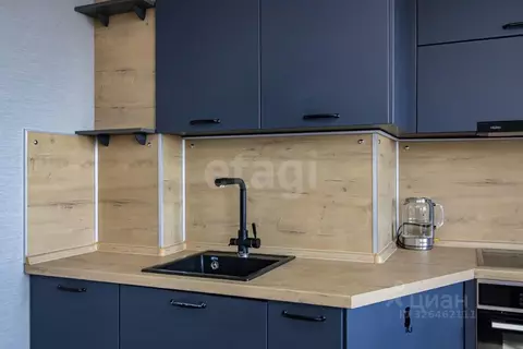 1-к кв. Тюменская область, Тюмень ул. 50 лет Октября, 75к2 (49.4 м)