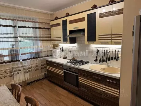 3-к кв. Оренбургская область, Оренбург Промышленная ул., 12 (63.7 м)