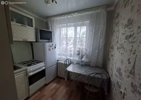 2-комнатная квартира: Сыктывкар, Октябрьский проспект, 62 (43.9 м)