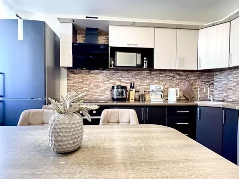 2-к кв. Самарская область, Самара Ново-Садовая ул., 353В (67.0 м)