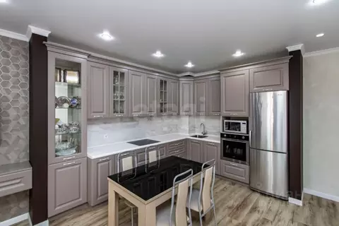 3-к кв. Тюменская область, Тюмень ул. Дружбы, 73 (91.0 м)