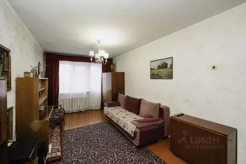 2-к кв. Омская область, Омск Солнечный мкр, ул. Комкова, 3 (45.0 м)