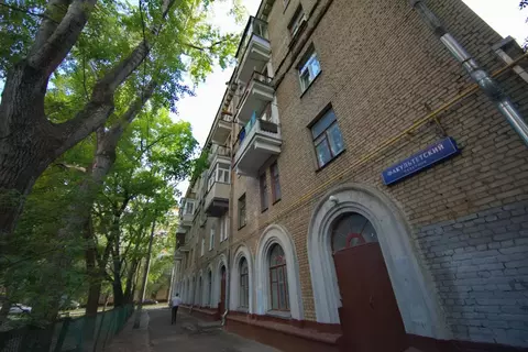 Продается 2-комнатная квартира