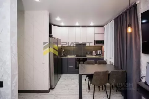 2-к кв. Омская область, Омск Взлетная ул., 15 (55.1 м)