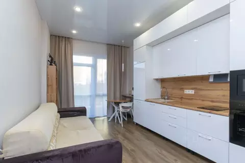 1-к кв. Тюменская область, Тюмень ул. Сергея Свиридова, 7 (37.5 м)