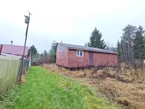 Дом в Ленинградская область, Волховский район, Кисельнинское с/пос, ...