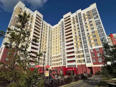 2-к кв. Брянская область, Брянск ул. Имени А.Ф. Войстроченко, 1 (72.5 ...