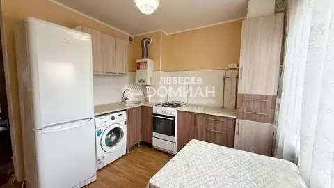 2-к кв. Ростовская область, Новочеркасск ул. Макаренко (47.2 м)