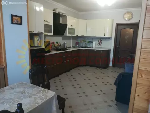 3-комнатная квартира: Ейск, улица Горького, 13/1 (82.5 м)