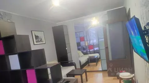 1-к кв. Омская область, Омск бул. Архитекторов, 8к1 (39.9 м)