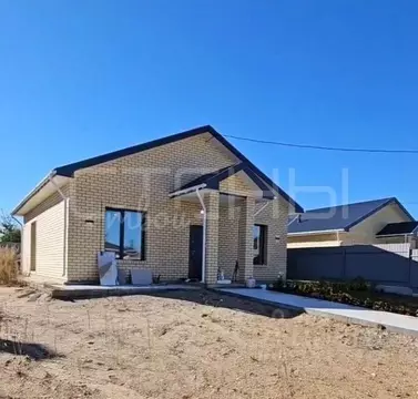 Дом в Амурская область, Благовещенский район, с. Чигири пер. ...