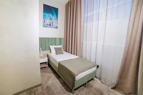 Комната Ямало-Ненецкий АО, Новый Уренгой Оптимистов мкр, 10/1