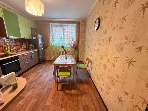 3-к кв. Московская область, Щелково Щелково-3 мкр, ул. Институтская, ...