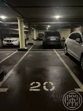 Гараж в Санкт-Петербург Большеохтинский просп., 16к1Б (15 м)