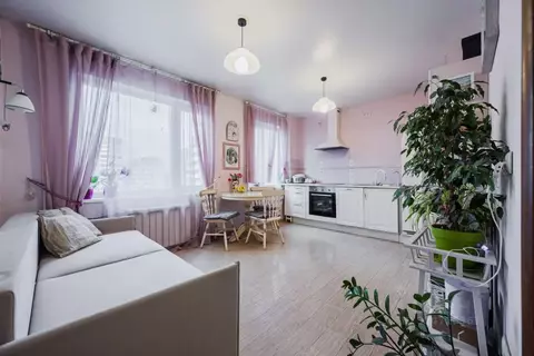 2-к кв. Свердловская область, Екатеринбург ул. Шейнкмана, 104 (56.0 м)