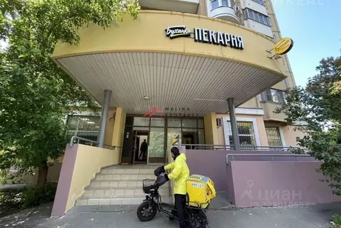 Торговая площадь в Москва ул. Герасима Курина, 20 (322 м)