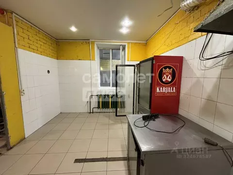 Помещение свободного назначения в Коми, Сыктывкар ул. Маегова, 21 (35 ...