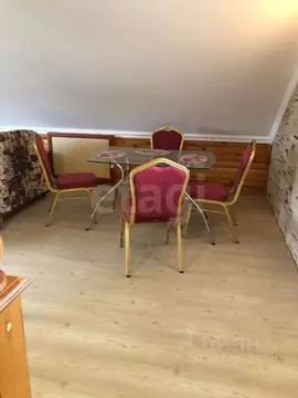 Дом в Оренбургская область, Оренбургский район, Нежинский сельсовет, ...