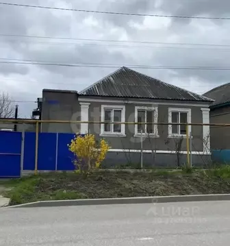 Дом в Ставропольский край, Михайловск Шпаковский район, Октябрьская ...