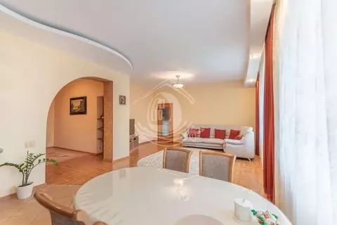 3-к кв. Алтайский край, Барнаул ул. Папанинцев, 134 (89.0 м)