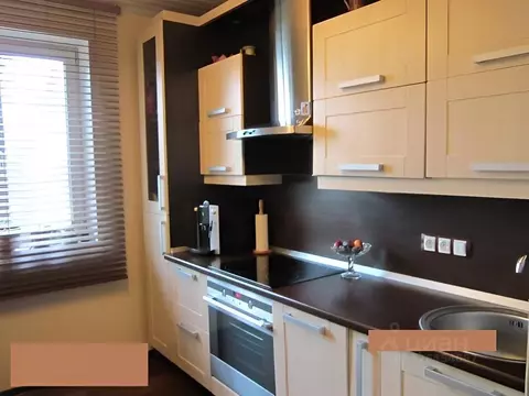 2-к кв. Санкт-Петербург ул. Бадаева, 11 (52.5 м)