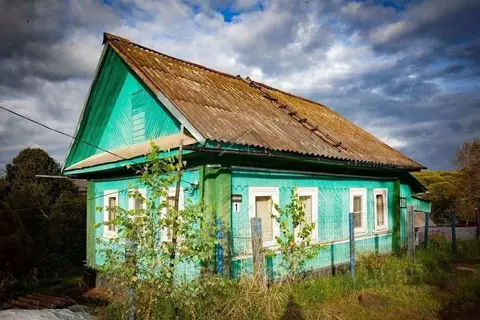 Дом в Новгородская область, Маловишерский район, Бургинское с/пос, д. ...