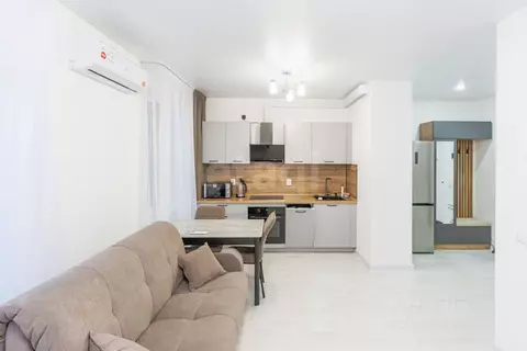 Студия Тюменская область, Тюмень ул. Николая Глебова, 6 (28.3 м)