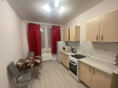 1-к кв. Тюменская область, Тюмень ул. Тамары Сатюковой, 18 (35.0 м)