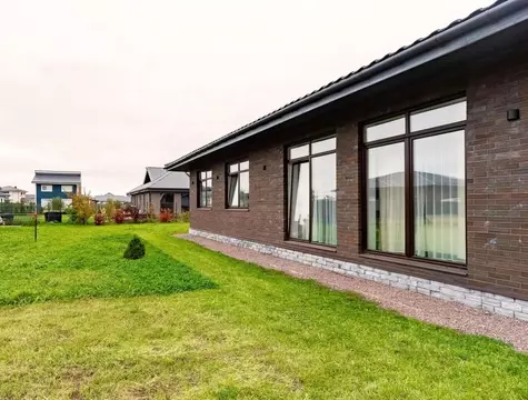 Дом в Ленинградская область, Тосненский район, Федоровское городское ...