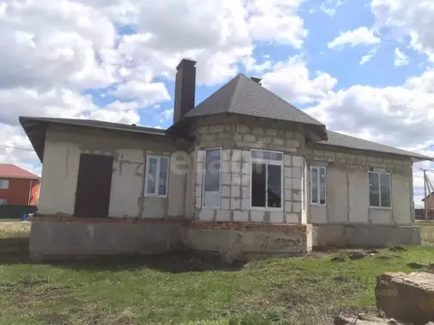 Дом в Белгородская область, Белгородский район, Никольское с/пос, с. ...