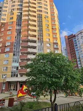 3-к кв. Свердловская область, Екатеринбург ул. Советская, 44 (95.0 м)