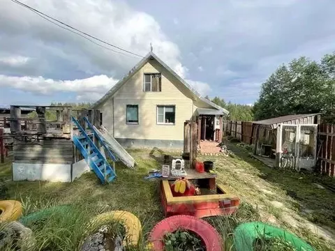 Дом в Новгородская область, Валдайский район, Рощинское с/пос, д. Шуя  ...