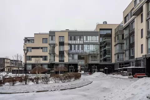 4-к кв. Санкт-Петербург ул. Катерников, 10к1 (147.0 м)