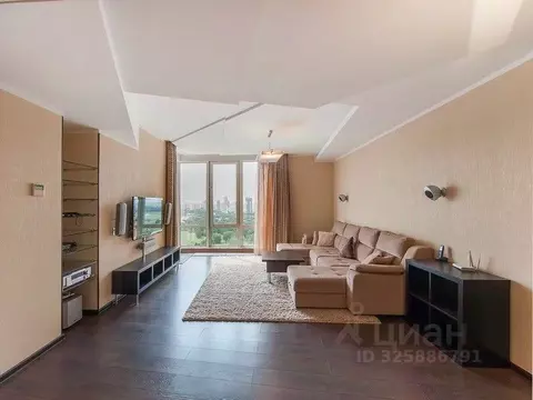 4-к кв. Москва Авиационная ул., 79 (190.0 м)