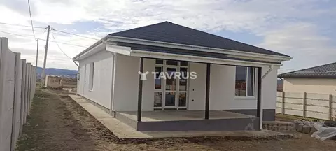 Дом в Крым, Симферопольский район, с. Доброе  (150 м)
