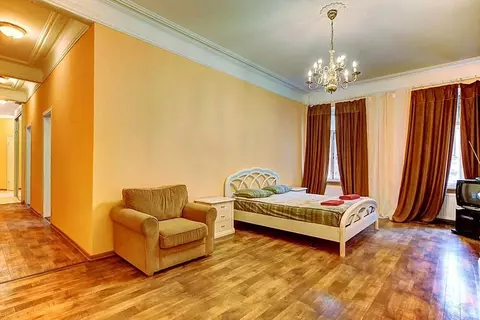 3-к кв. Санкт-Петербург ул. Рубинштейна, 1/43 (75.0 м)