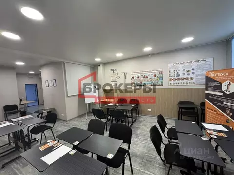Помещение свободного назначения в Севастополь ул. Молодых Строителей, ...