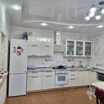 Коттедж в Омская область, Омск Фабричная ул., 10 (240 м)