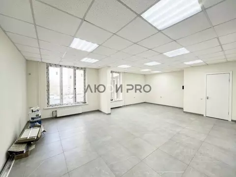 Помещение свободного назначения в Саратовская область, Саратов Лунная ...