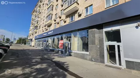 Торговая площадь (124 м)