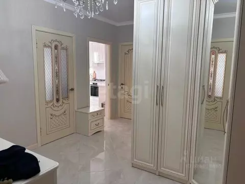 2-к кв. Северная Осетия, Владикавказ ул. Шамиля Джикаева, 6 (75.0 м)