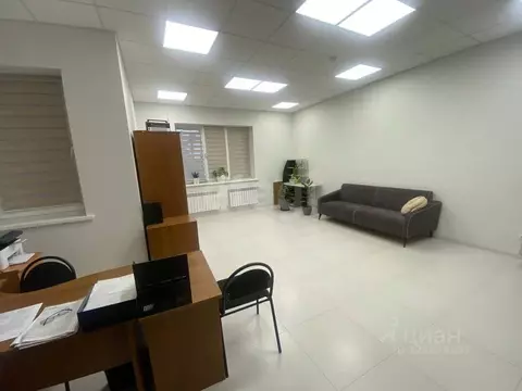 Офис в Воронежская область, Воронеж ул. Летчика Колесниченко, 3 (40 м)