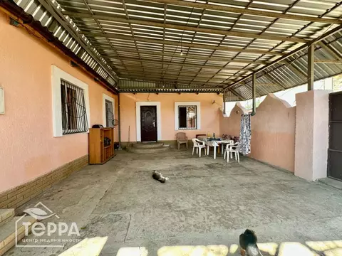 2-к кв. Крым, Сакский район, Ореховское с/пос, с. Михайловка ул. ...