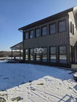 Дом в Новосибирская область, Коченевский район, Чародейка СНТ  (193 м)