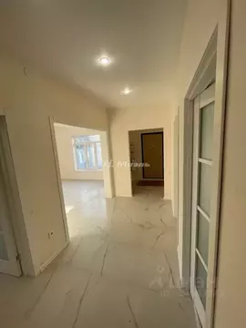 Дом в Крым, Симферопольский район, Гвардейское с/пос, с. Новый Сад ул. ...