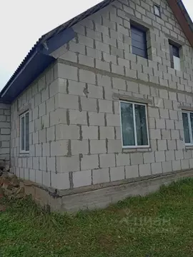 Дом в Смоленская область, Смоленск пос. Серебрянка,  (200 м)