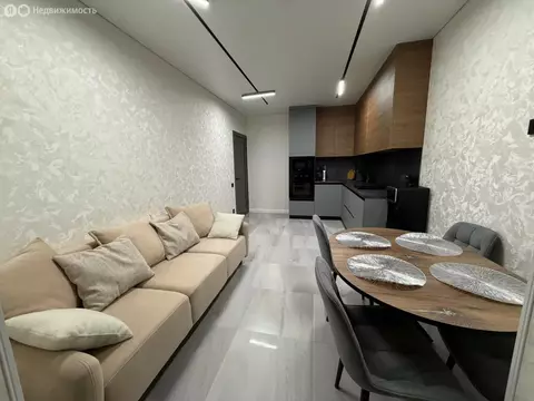 1-комнатная квартира: Владикавказ, улица Астана Кесаева, 44 (50 м)