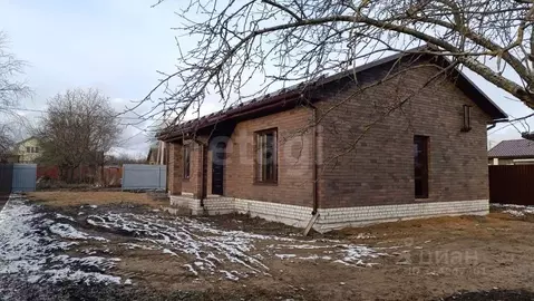 Дом в Брянская область, Брянский район, Снежское с/пос, пос. Верный ...