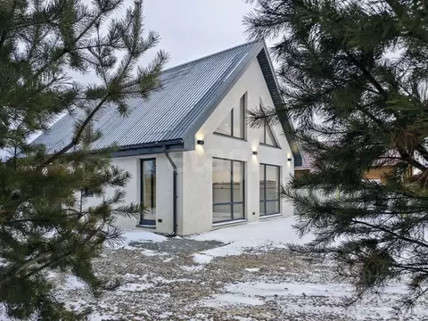 Дом в Тюменская область, Тюменский муниципальный округ, с. Каменка, ...