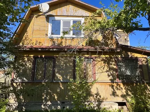 Дом в Ленинградская область, Киришский район, Глажевское с/пос, д. ...